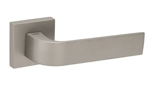 Klamka TUPAI 2732 Q nikiel perła 142